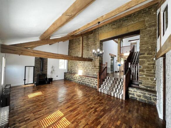4 bed Detached for sale Image 11