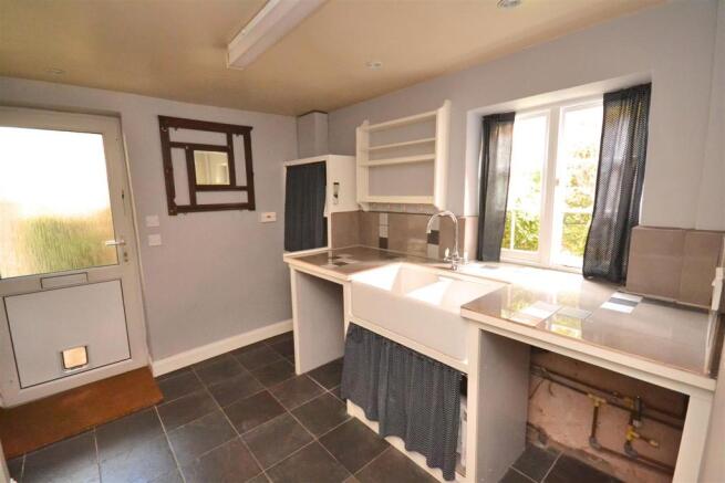 Utility Room 1.jpg