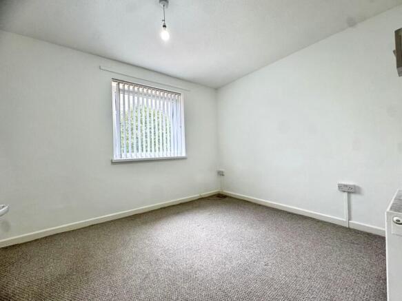 Apartment in Merthyr Tydfil, Town - View 4