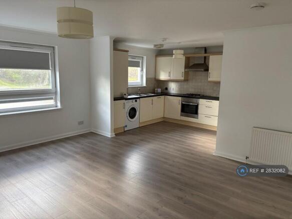 Open Plan Lounge & Kitchen