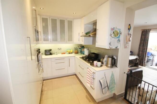 kitchen 1.jpg