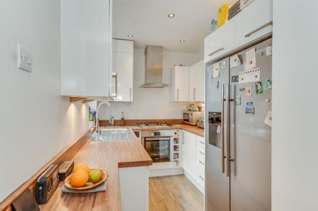 3 bed Terraced for sale Image 6