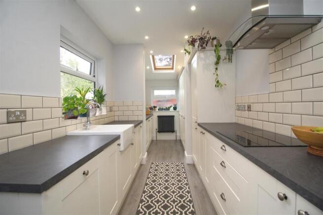 kitchen image 2 .JPG