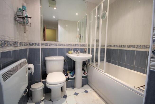 1 bed Flat to rent Image 7
