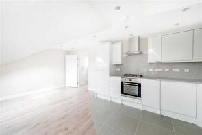 136, Ritherdon Road, London SW17 8QQ