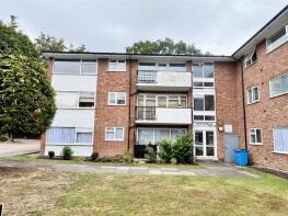 Flat 2, Quintondale, Harwood Grove, Shirley, Solihull B90 4AP