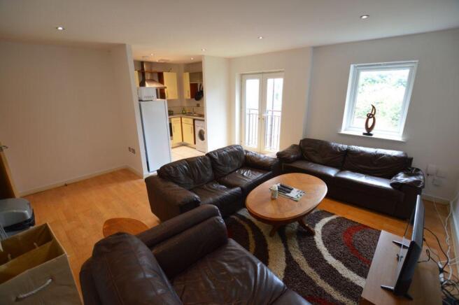OPEN PLAN LOUNGE-KITCHEN