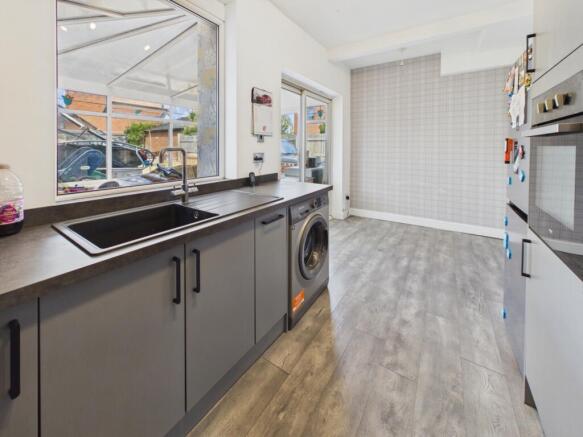 3 bed End of Terrace for sale Image 5