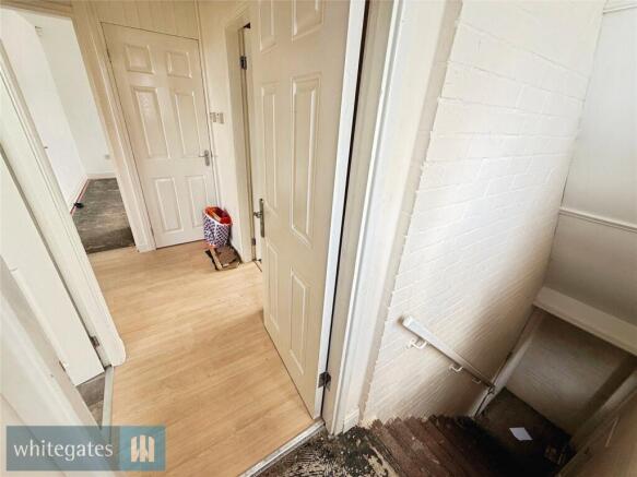 2 bed Apartment for sale Image 10