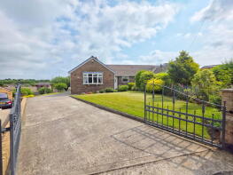 11, Wentworth Crescent, Staincross, Barnsley S75 6DR