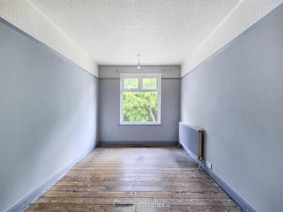 3 bed Semi-Detached for sale Image 8