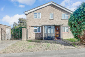 77, Treecot Drive, Leigh-on-sea SS9 4AF