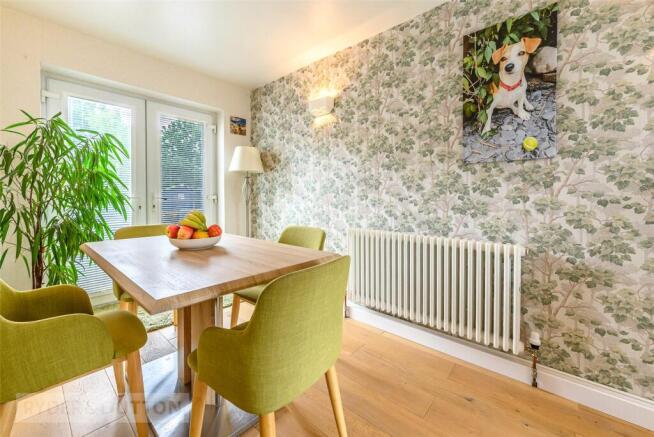 3 bed Semi-Detached for sale Image 7