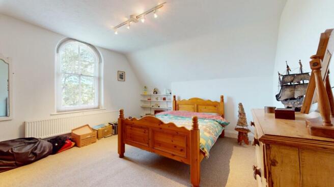 bed 5.jpg