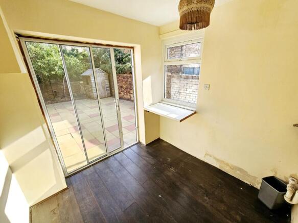 3 bed Terraced for sale Image 6