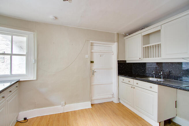 8 Fairbank, Kirkby Lonsdale, LA6 2BD photo 4
