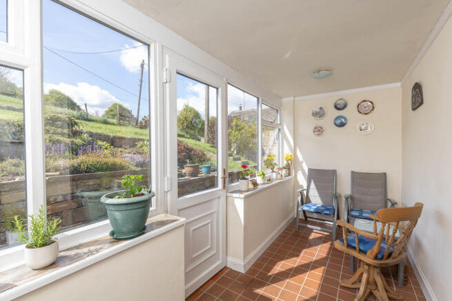 4 bed Detached for sale Image 7