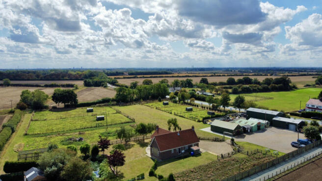 2 bed Smallholding for sale Image 10
