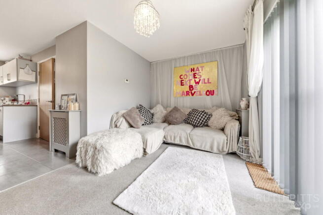 2 bed Semi-Detached for sale Image 7
