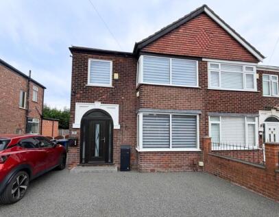 Winster Avenue, Stretford, M32