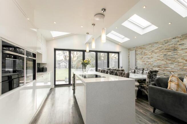 Open Plan Family Dining Kitchen