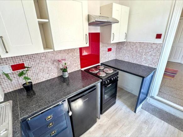 3 bed Terraced for sale Image 7