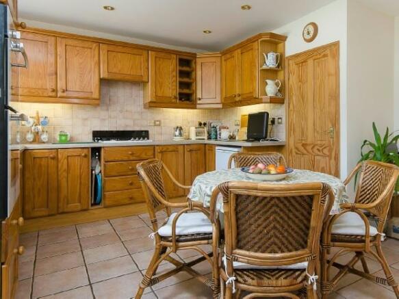 Kitchen/Breakfast Ro