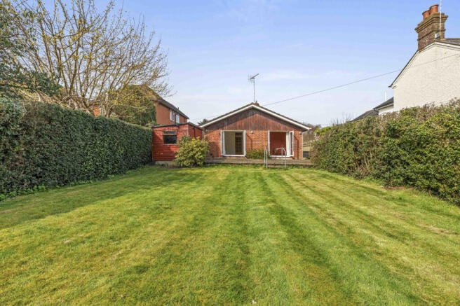 29 New Rd, HP10 8DL (LOW RES)-11