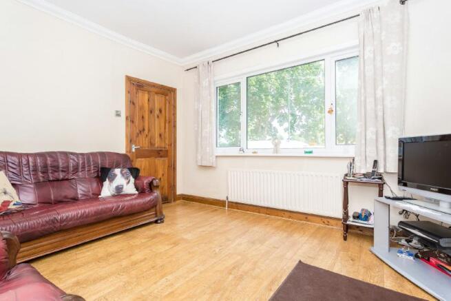 3rd Photo of Lounge