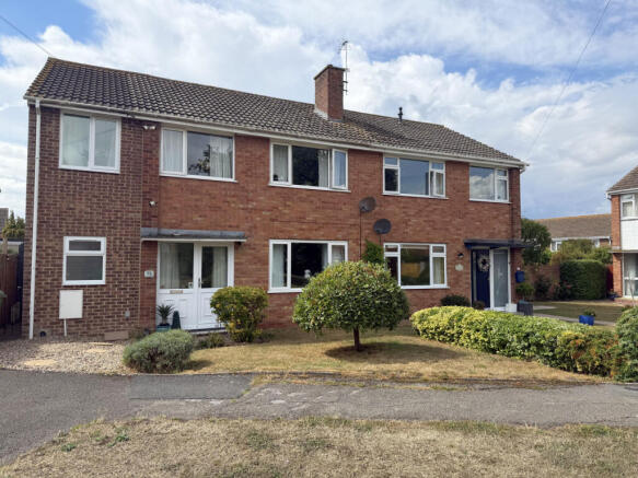 4 Bedroom Semi Detached for Sale