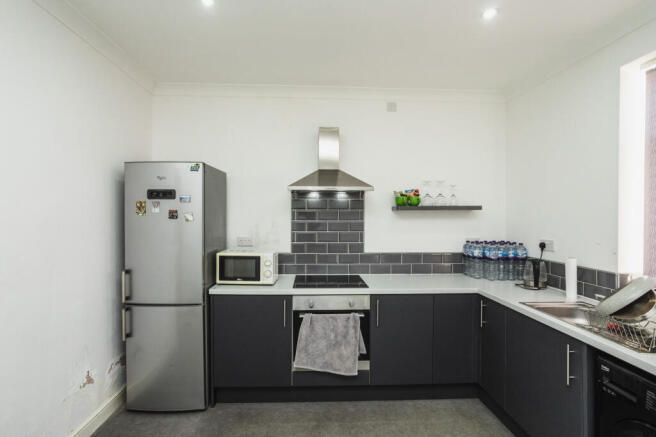 2 bed Terraced for sale Image 6