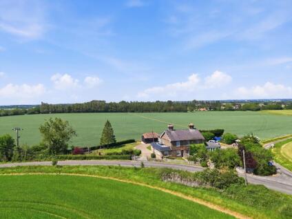 Wyses Road, Highwood, CM1