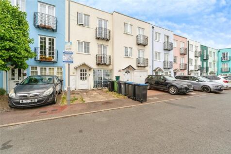 Eaton Drive, Kingston upon Thames, KT2