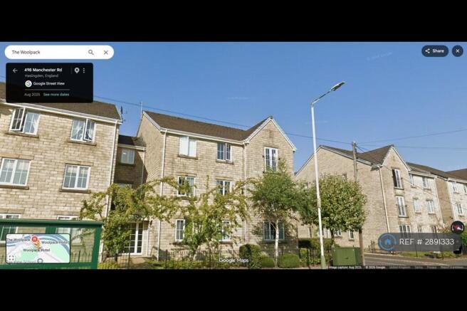 Top Floor Apartment Over Looking Cricket Ground.
