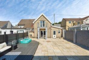 16, Iscoed Road, Hendy, Swansea SA4 0UU