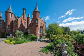 Tyninghame House East Wing, A198 Section 53 Tyninghame B1407 To Kirklandhill A199, Tyninghame, Dunbar EH42 1XW