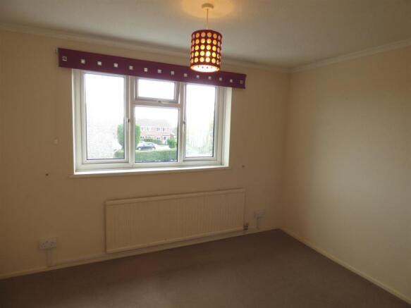 Bedroom 1.JPG