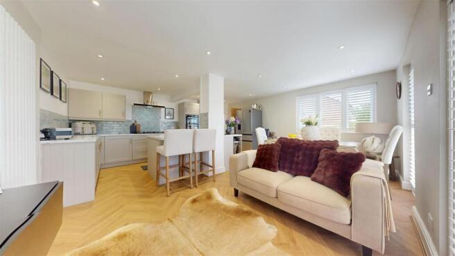 Renwick Avenue Living