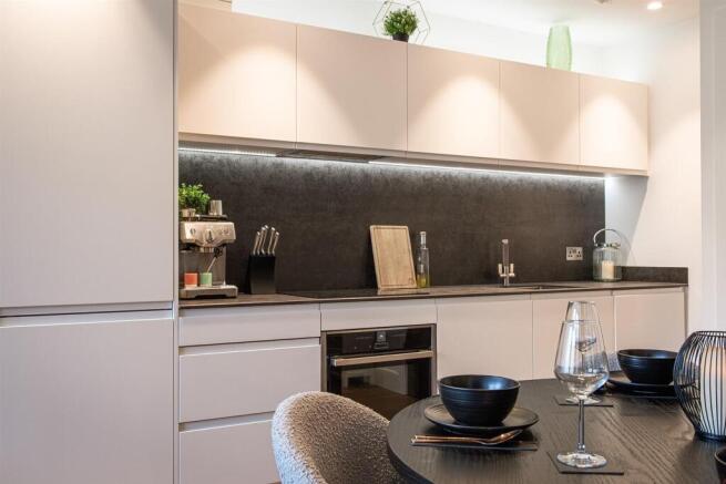 2 bed Apartment for sale Image 7
