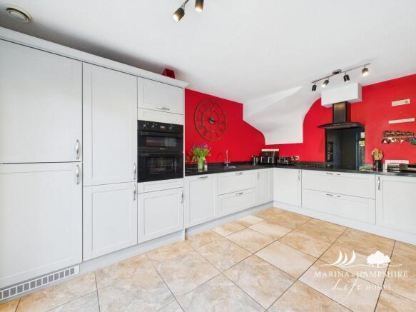 CAM03691G0-PR0047...