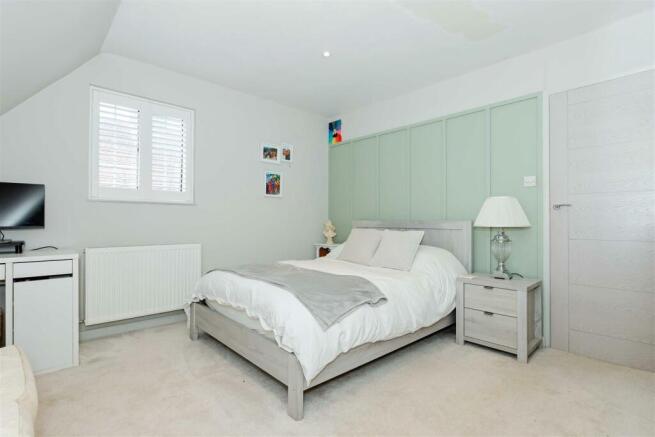 For Sale by Aspire Residential - Offington Lane