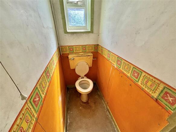 Cloakroom/Wc
