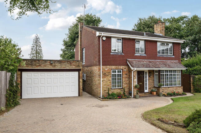 1315939-1-685ad17...