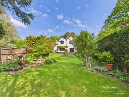 Bishops Green, Newbury, Berkshire, RG20