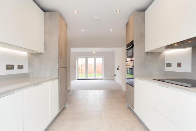 6 Lamb Close 2966...