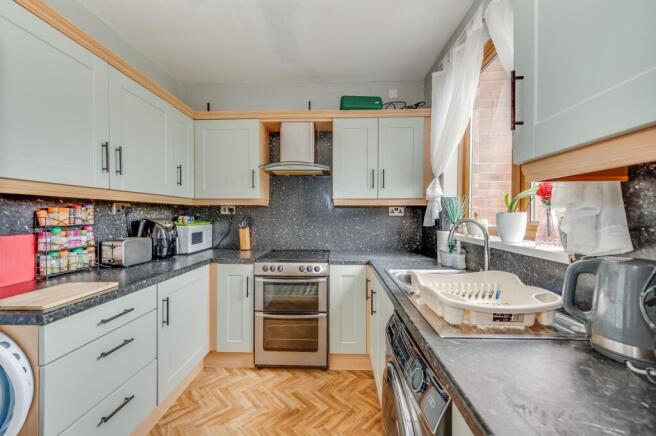 KITCHEN/DINER AND LOUNGE