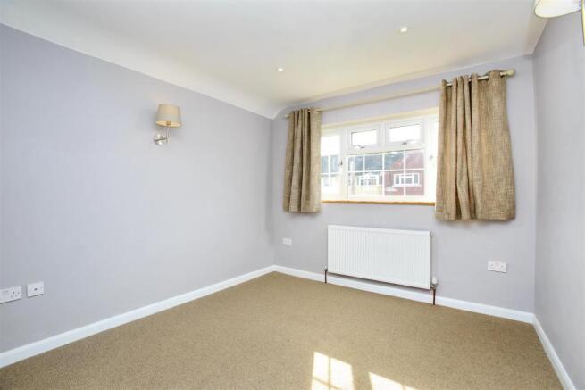 129 Fulwell Park Avenue-10.JPG