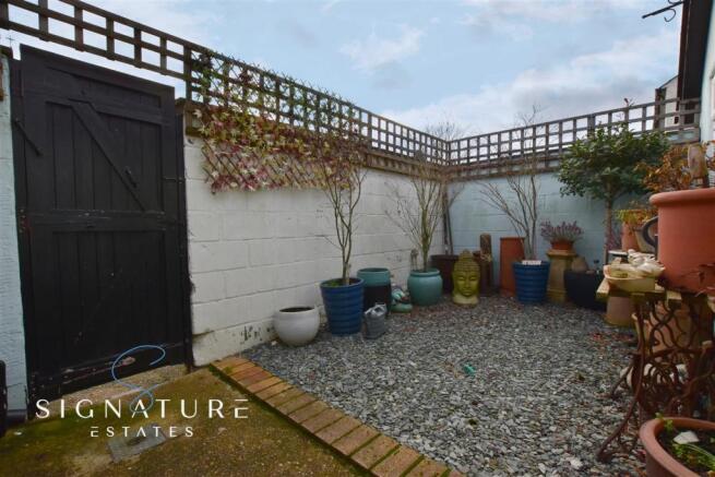 Courtyard Garden 1.jpg