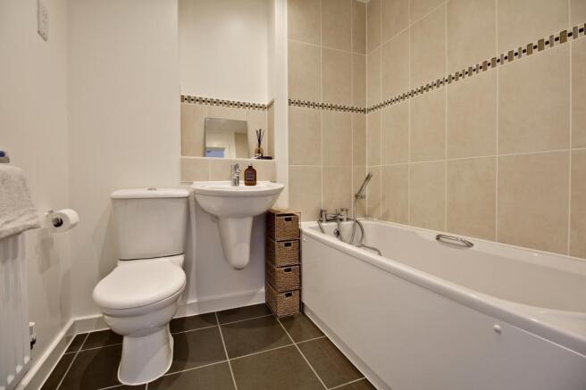 Bathroom (Family Bathroom)
