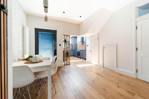 Mortimer Road, Eastham, London